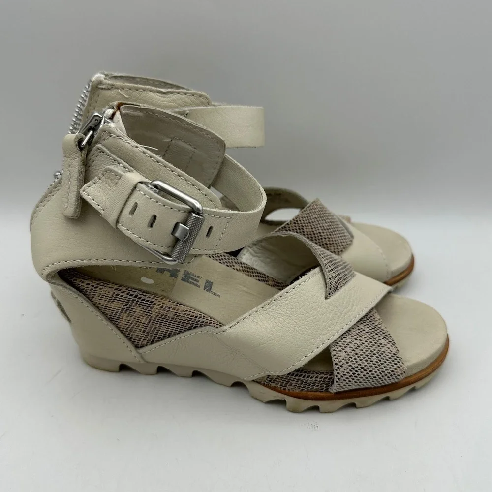 Sorel‎ Joanie II Wedge Sandals Womens 6 Cream Tan Snakeskin Leather NL2834-125